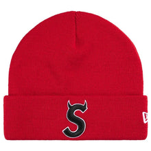 Supreme New Era® Devil S Logo Beanie Red
